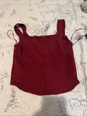 Sleeveless Lace-Trim Burgundy Camisole Tank